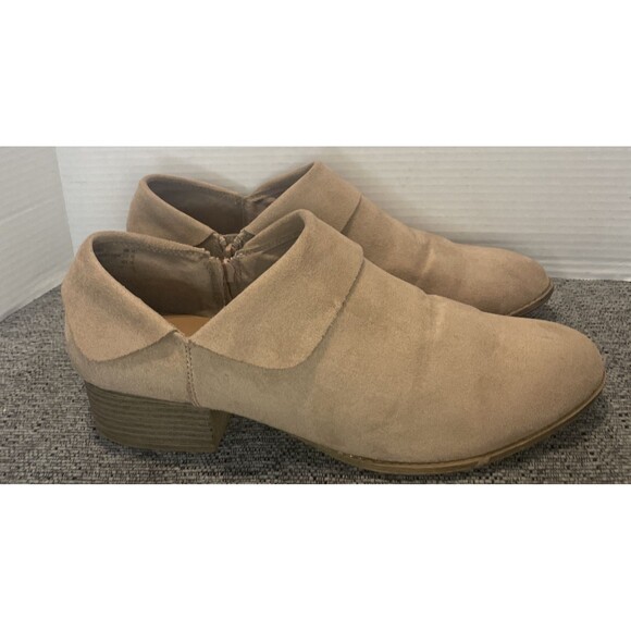 American Eagle Booties Women’s Size 12  Tan Faux Suede Low‎ Heel Ankle Boots Zip - Picture 1 of 15